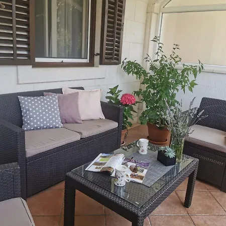Kameni Cvit A2 Apartman